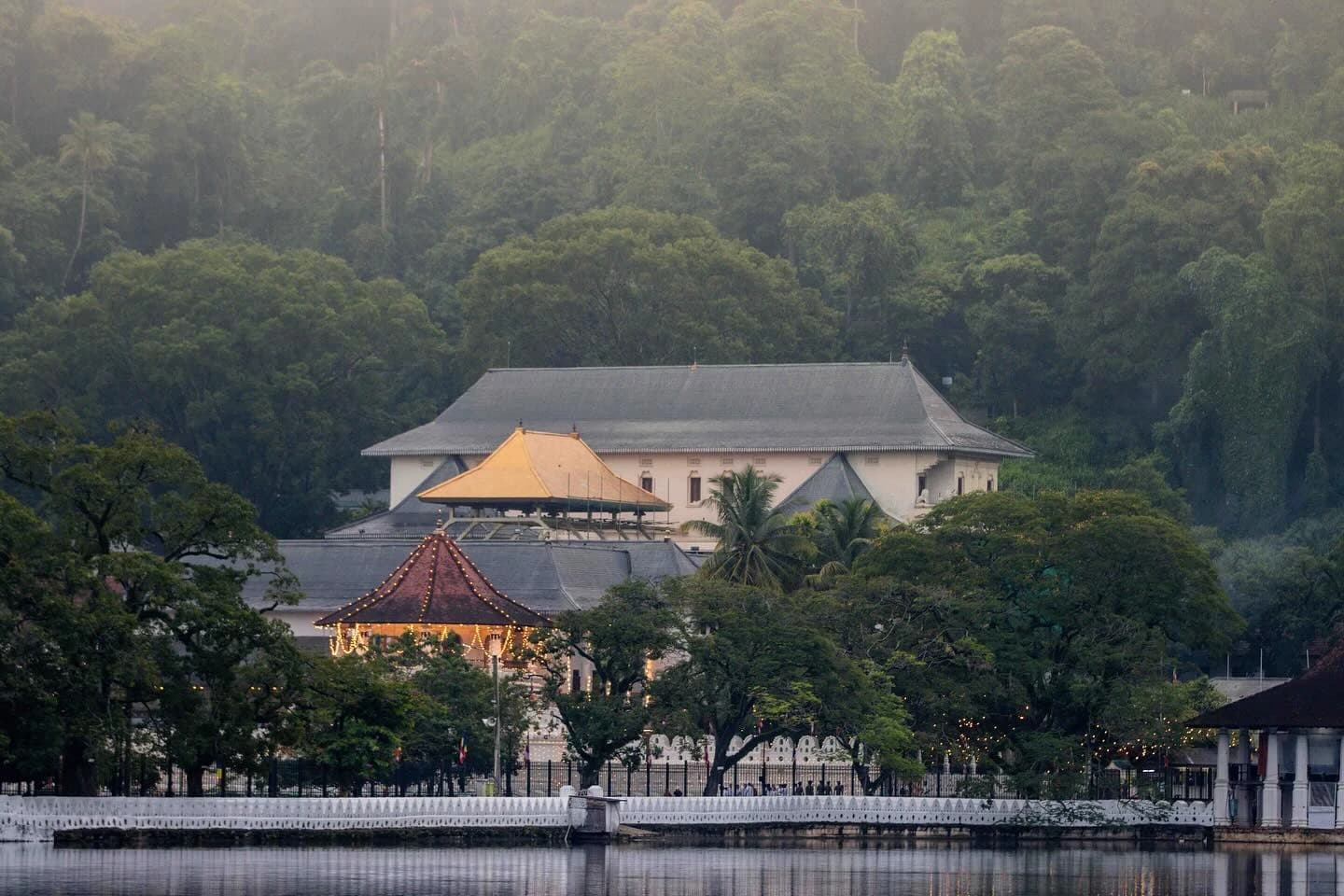 Top 7 Hotels to Stay in Kandy, Sri Lanka